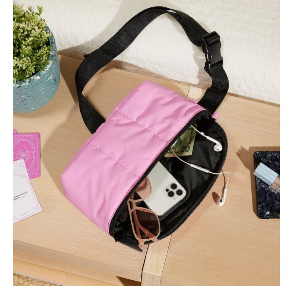 CALPAK Luka Belt Bag in Bubblegum